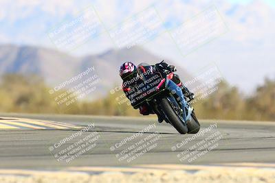 media/Jan-09-2022-SoCal Trackdays (Sun) [[2b1fec8404]]/Turn 14 (10am)/